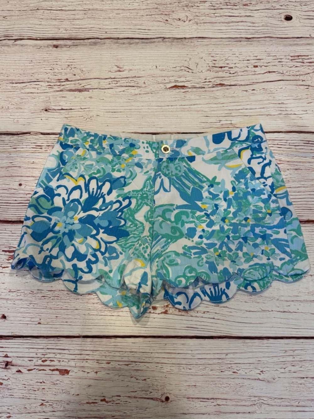 Lilly Pulitzer The Buttercup Shorts in Resort White In A Pinch Sz 4